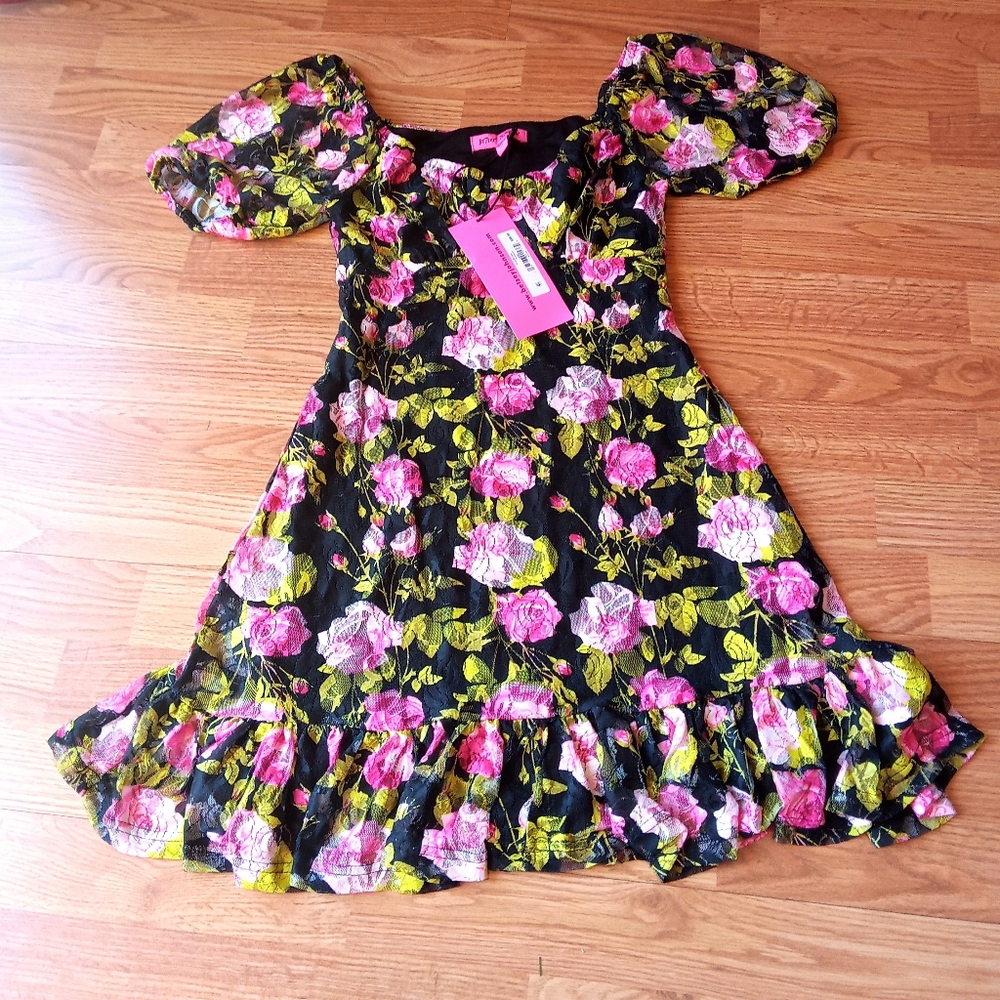 NWT Betsey Johnson juniors dress , black floral sz XS MSRP $99.00 - Picture 2 of 7